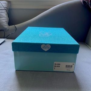 Betsey johnson heels